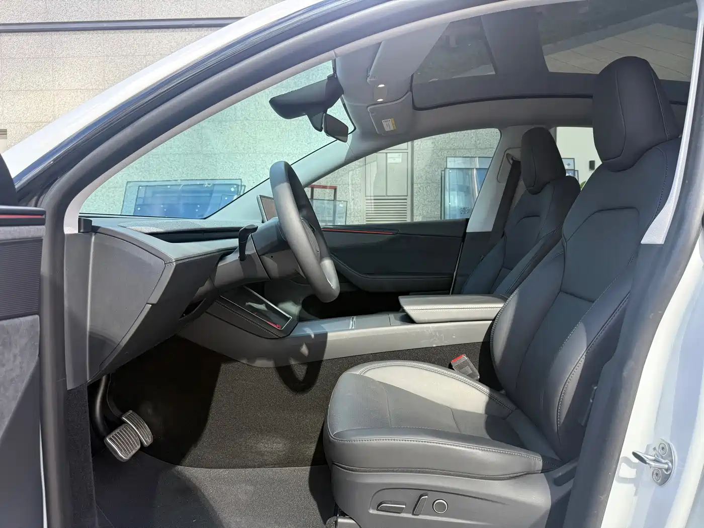 Фото 4 - Tesla Model Y
