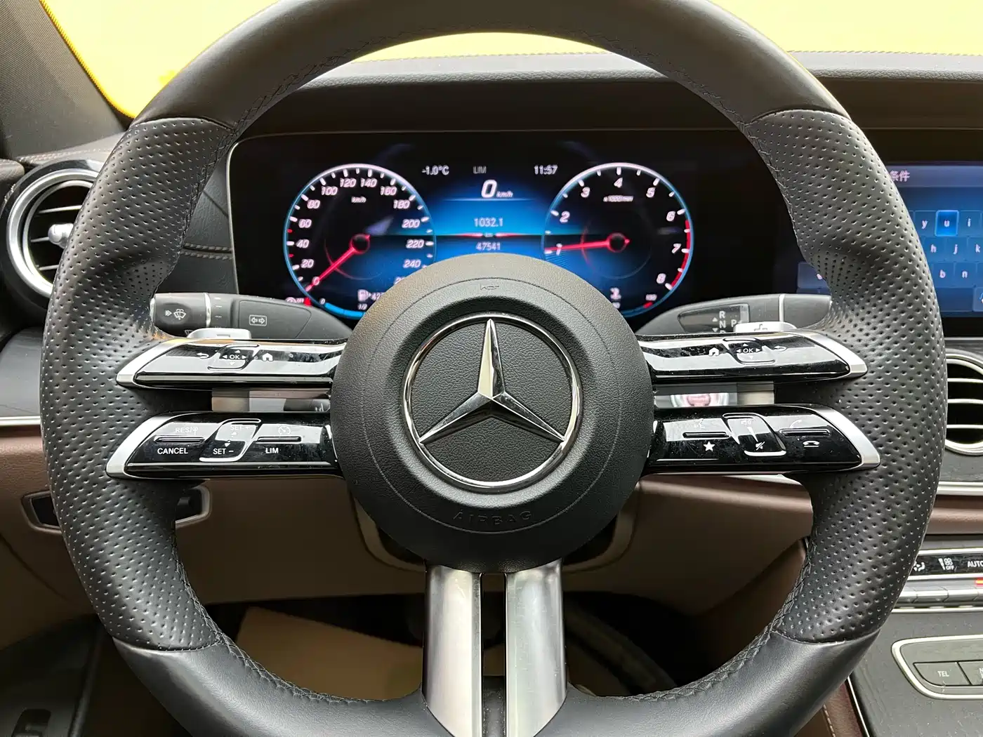 E CLASS