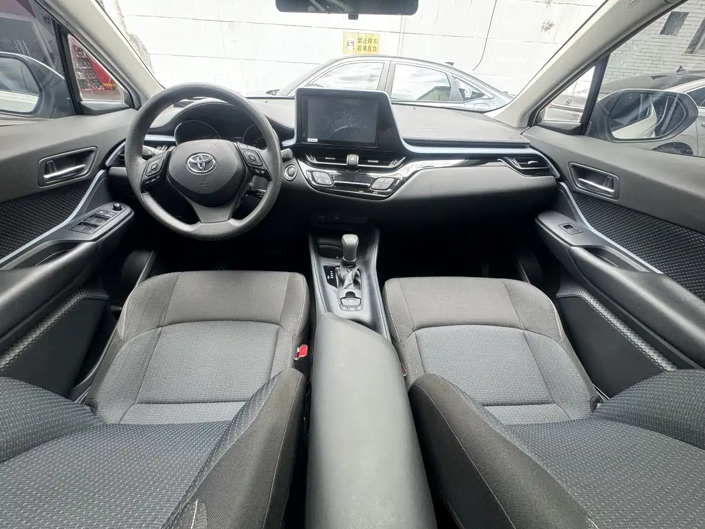 Toyota IZOA 2021 2.0L Yixiang Edition фото 11