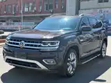 Photo 1 - Volkswagen Teramont