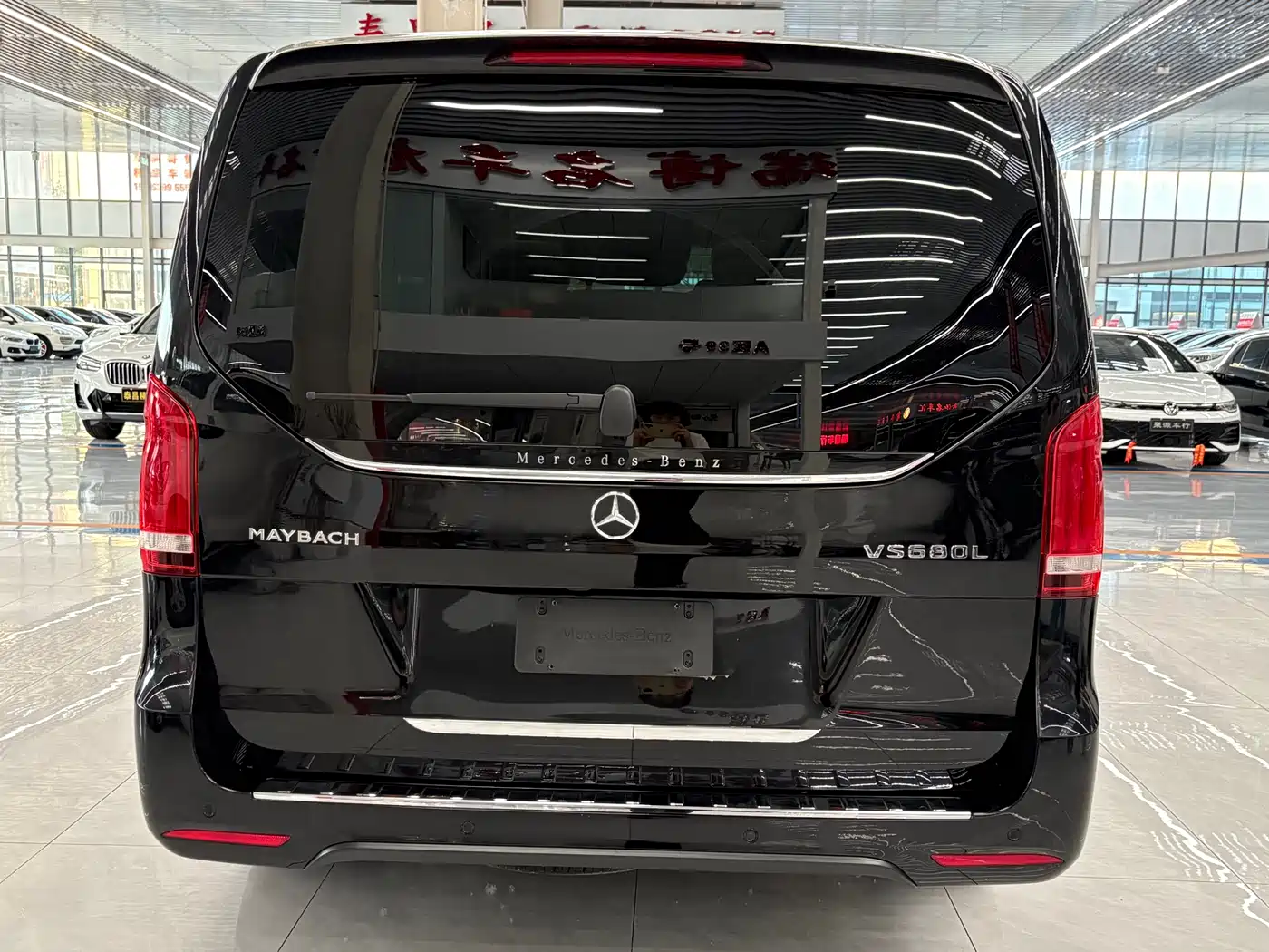 Mercedes-Benz V-Class 2021 V 260 L Long Wheelbase Luxury Edition фото 14