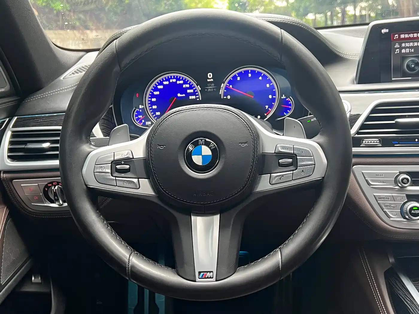 BMW 7 Series 2018 730Li Premium Type M Sport Package фото 18