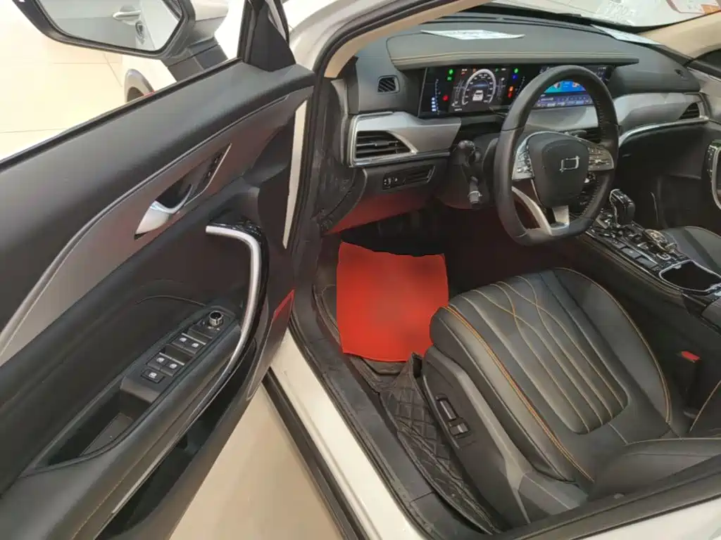 Besturn Bestune T77 2025 2023 1.5T Automatic Luxury