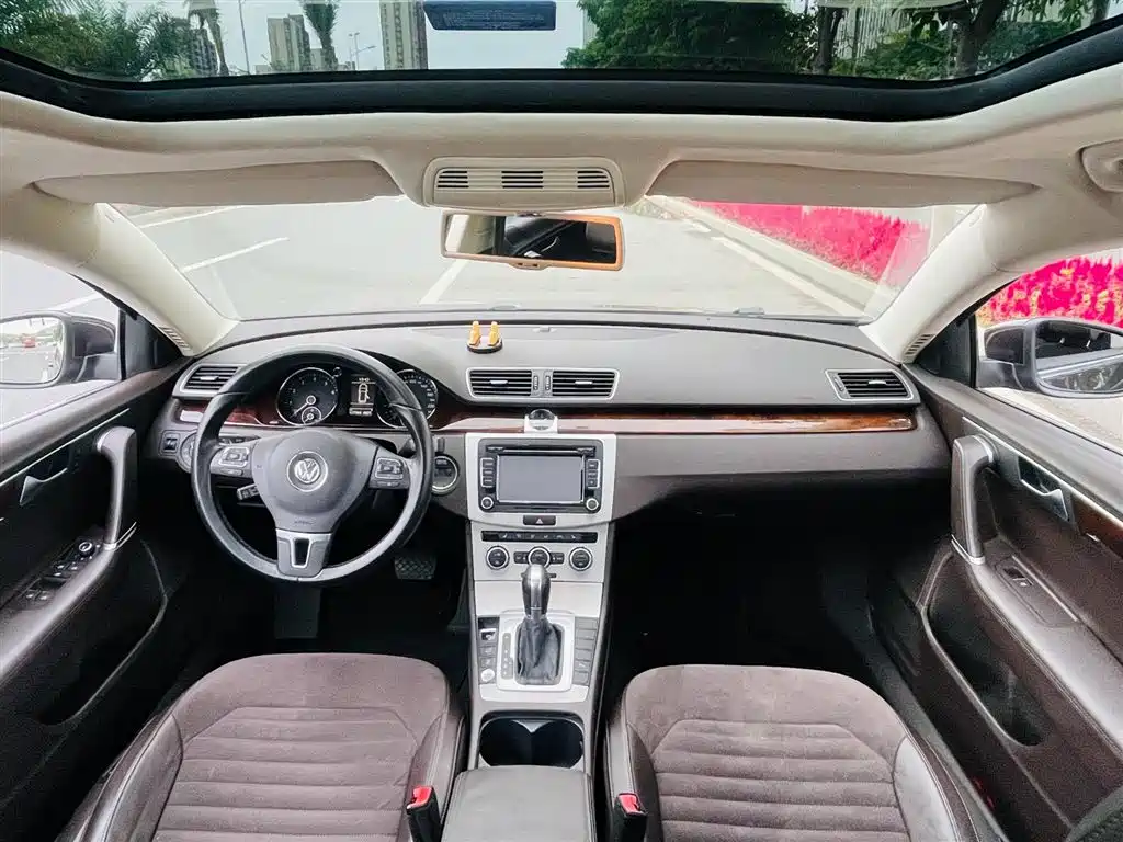 Volkswagen Magotan (Import) 2015 Wagon 2.0TSI Comfort фото 7