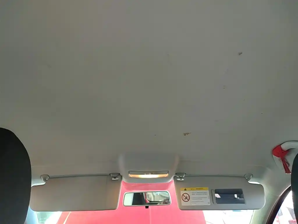 Volkswagen Polo 2016 1.4L Manual Trend фото 18