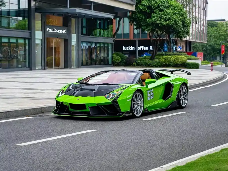 Lamborghini Aventador 2013 LP 700-4 Roadster