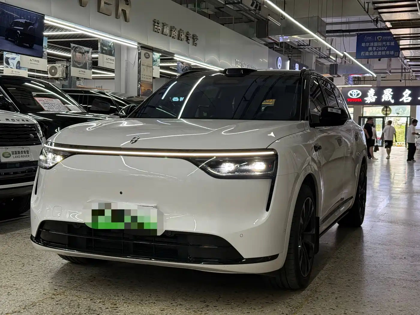 2026 AITO Wenjie AITO M8