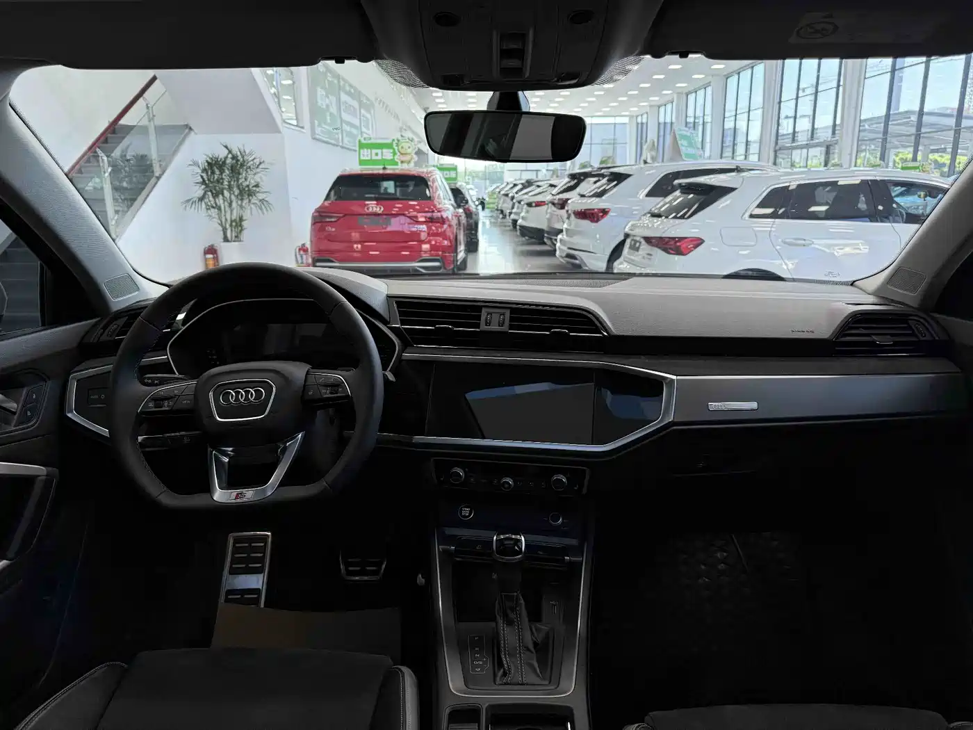Audi Q3 2022 35 TFSI Fashion Dynamic фото 21