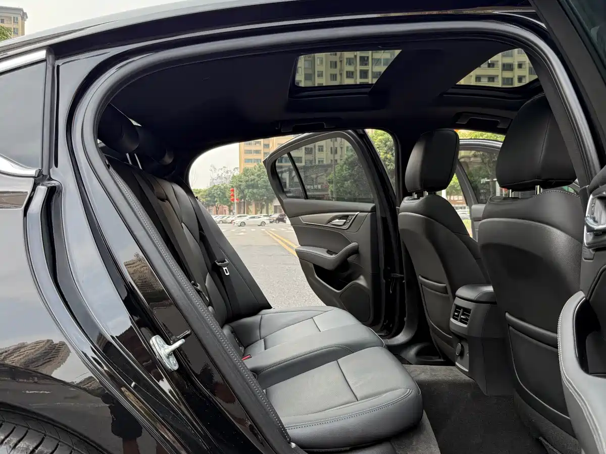 Cadillac CT5 2025 2025 Model 28T Urban Sport Edition