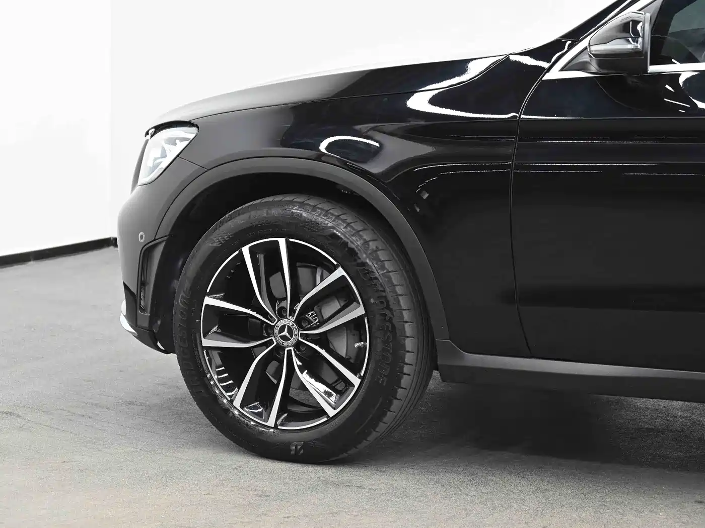 Mercedes-Benz GLC 2022 Model GLC 260 L 4MATIC Luxury Edition фото 17
