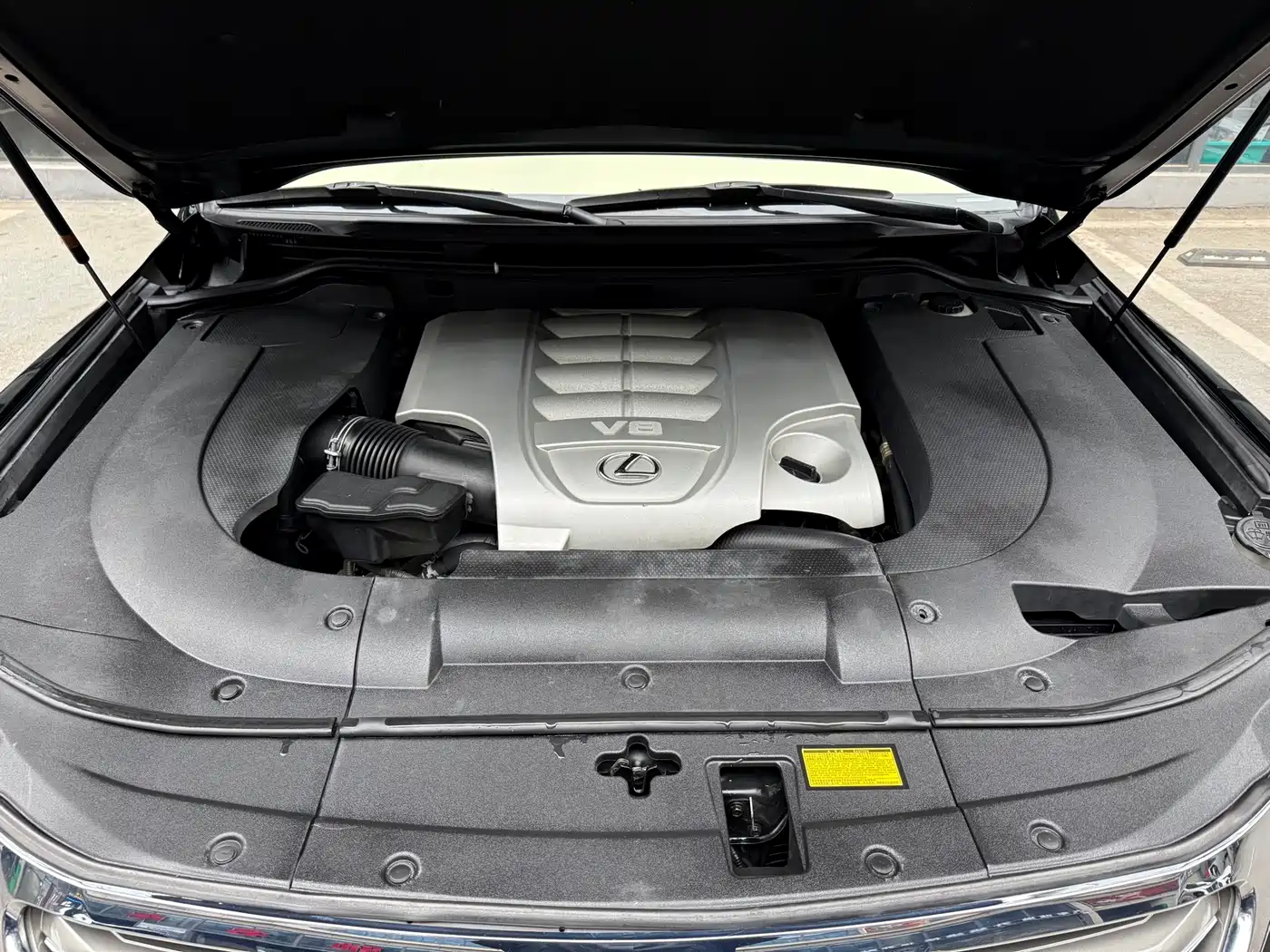 Lexus LX 2010 2009 570