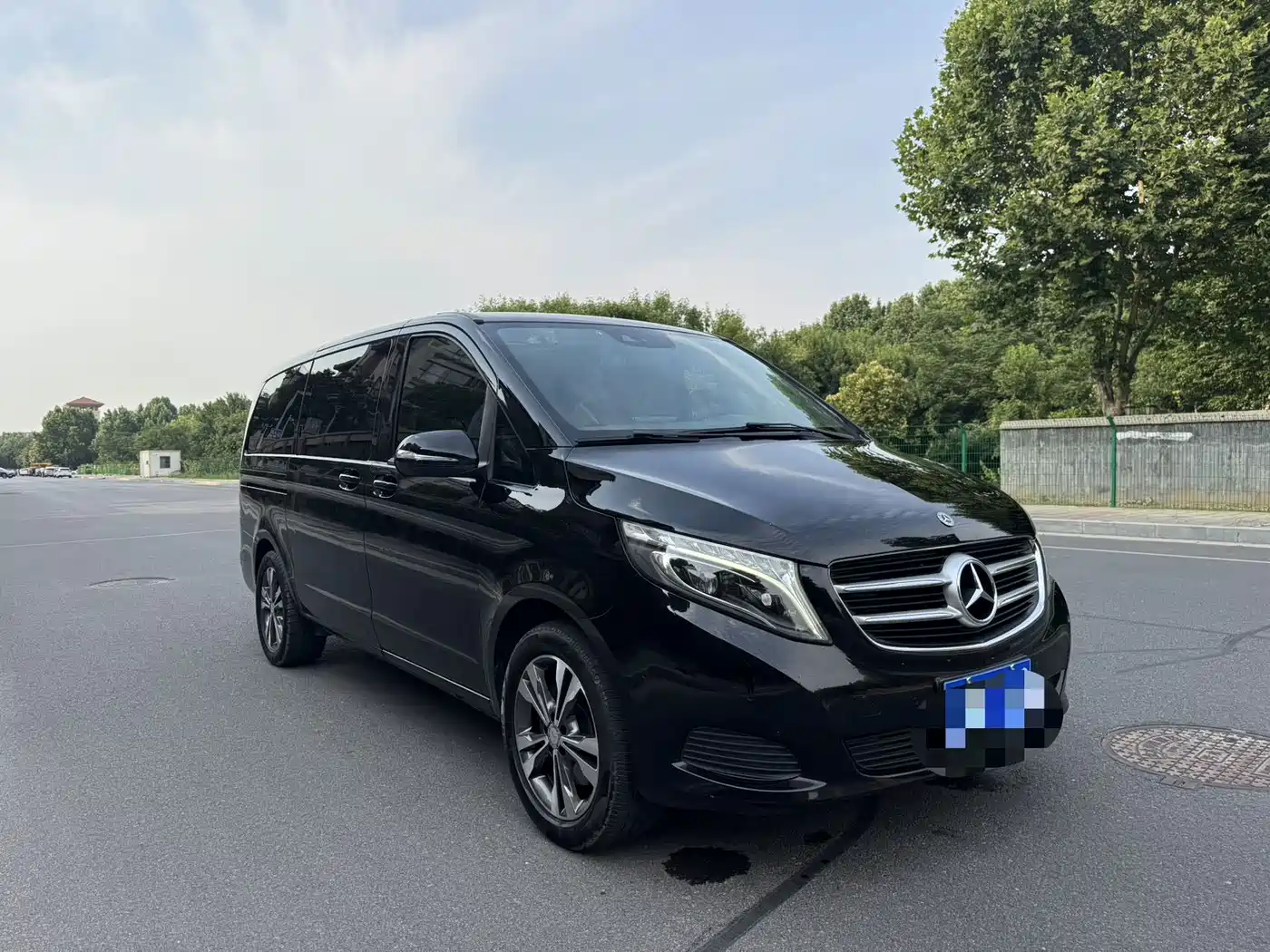 Mercedes-Benz V-Class 2018 2017 Model V 260 Pilot Edition