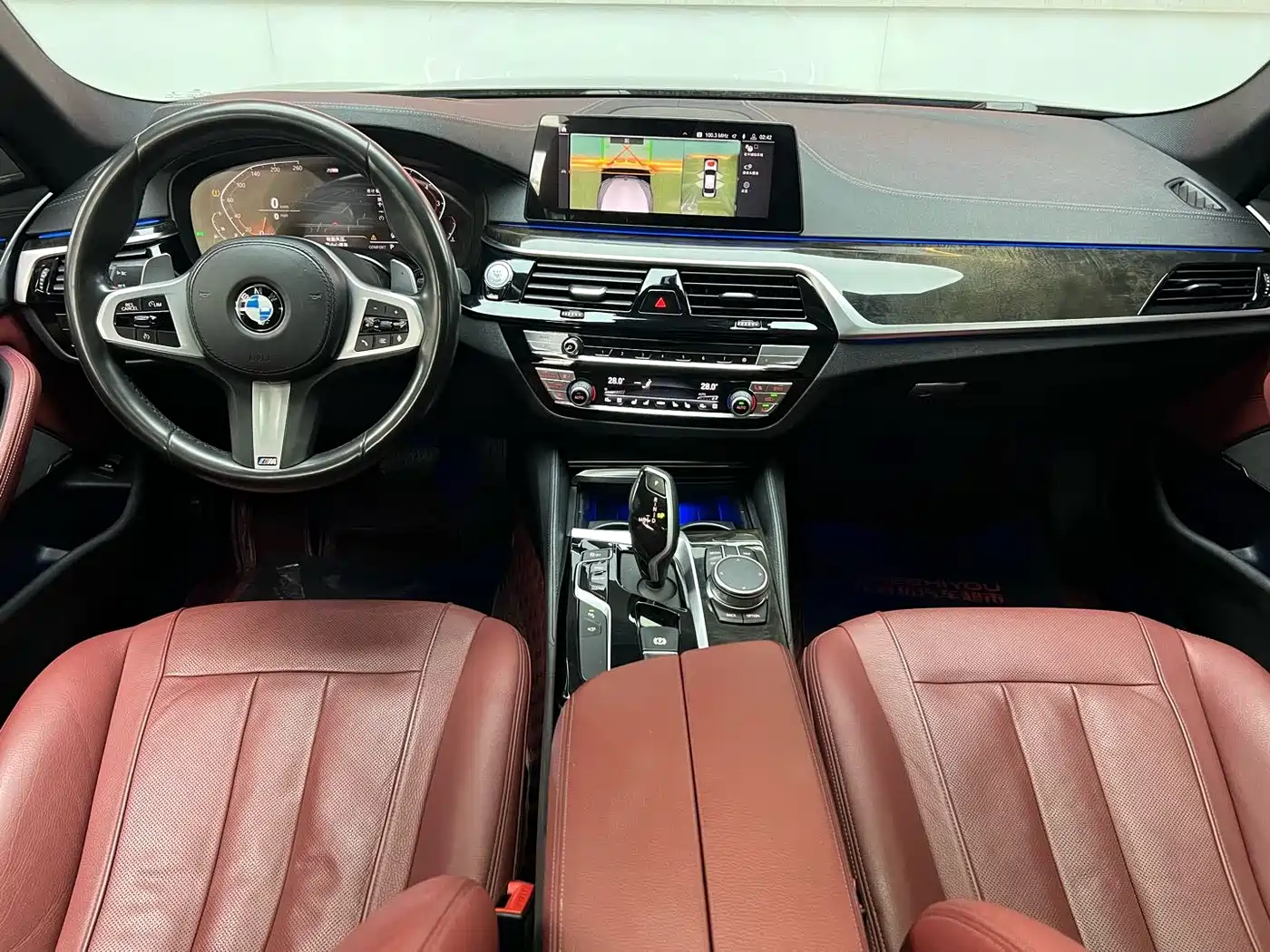 BMW 5 Series 2020 530Li Exclusive M Sport Package фото 12