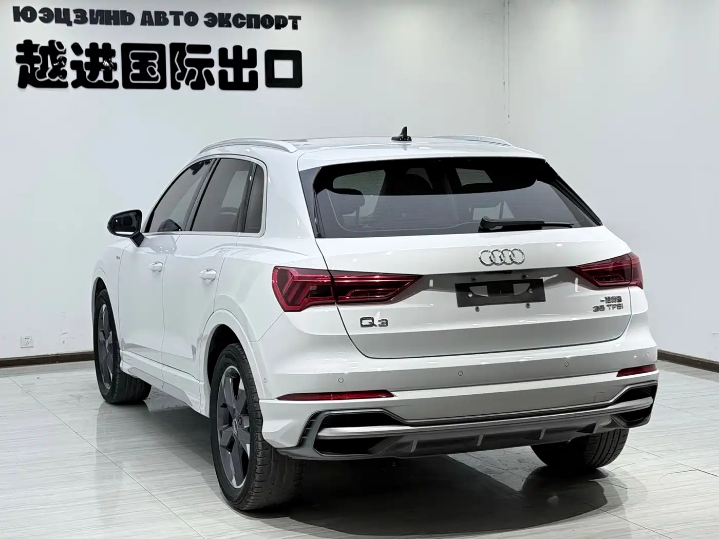 Audi Q3 2022 35 TFSI Fashion Dynamic фото 8