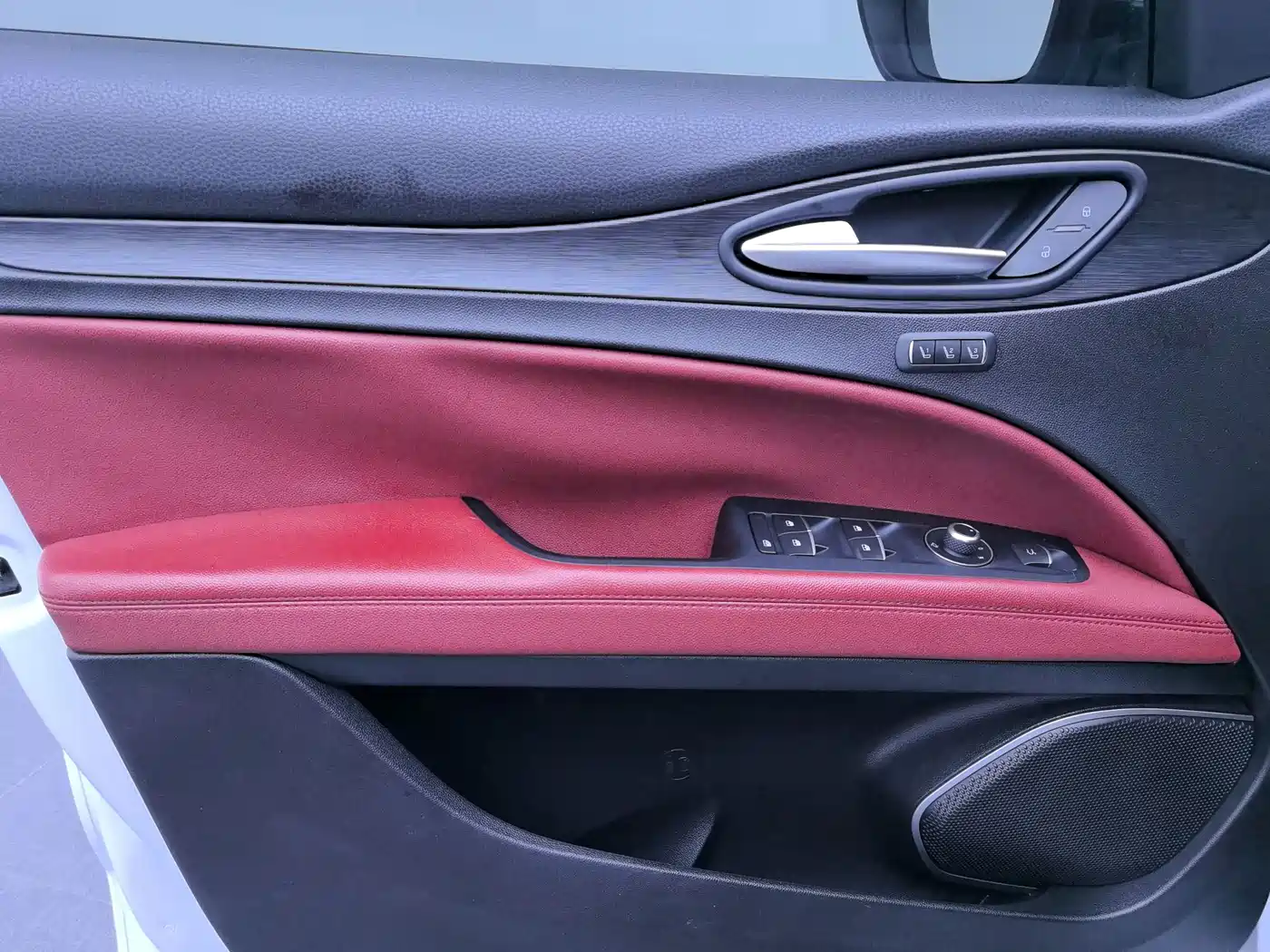 Alfa Romeo Stelvio 2019 2017 2.0T 200HP Elite