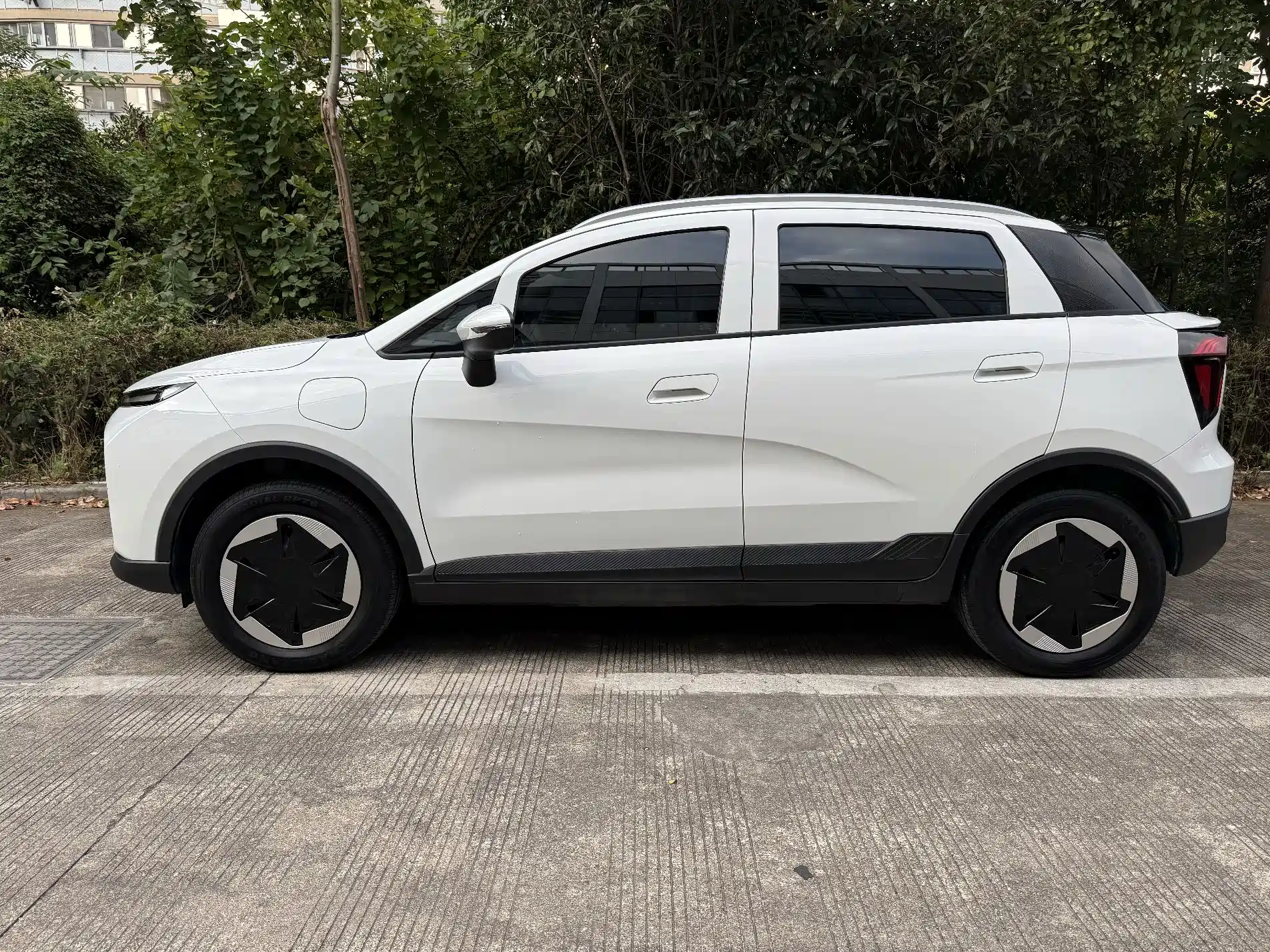 Фото 5 - Geely Geometry E Firefly