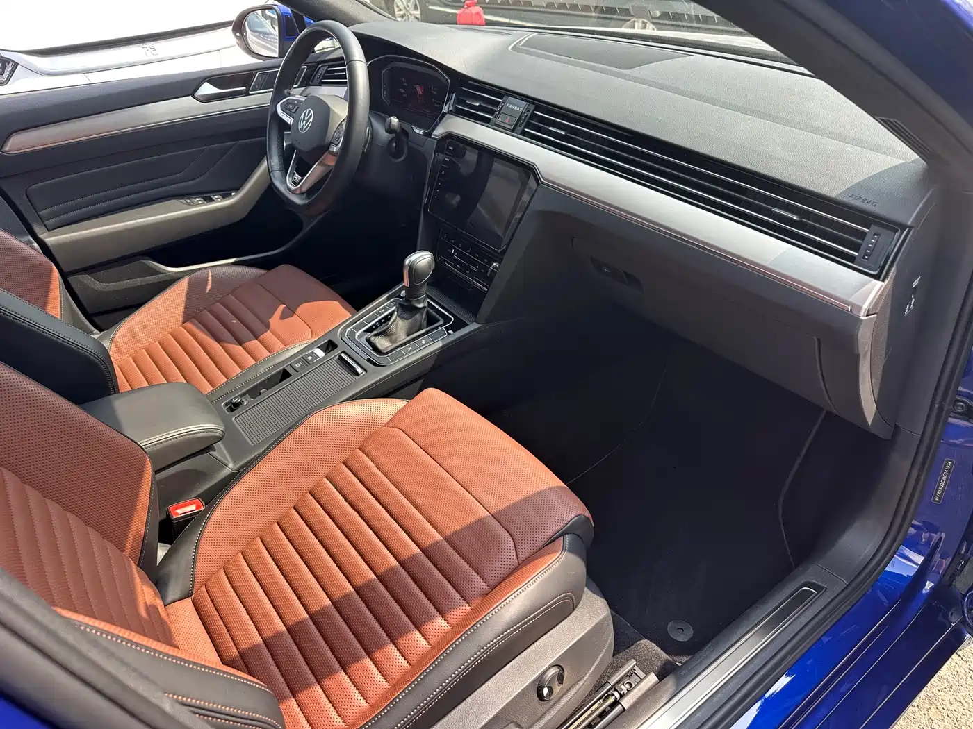 Volkswagen Weilan 2021 2.0T Touring фото 7