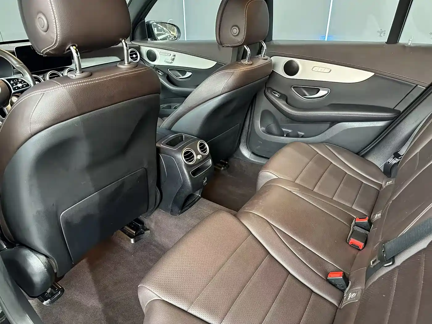 Mercedes-Benz GLC 2021 GLC 260 L 4MATIC Sporty фото 11