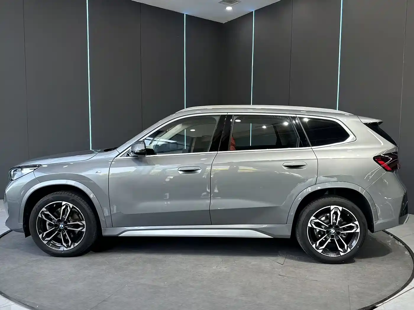 BMW X1 2023 sDrive25Li M Sport Package фото 4