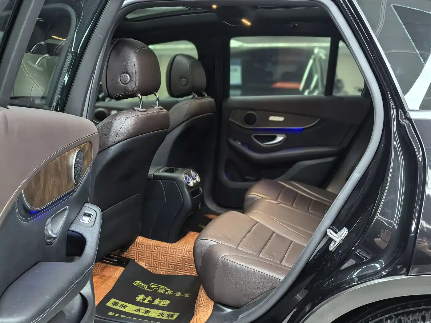 Mercedes-Benz GLC 2020 Facelift GLC 260 L 4MATIC Luxury фото 11