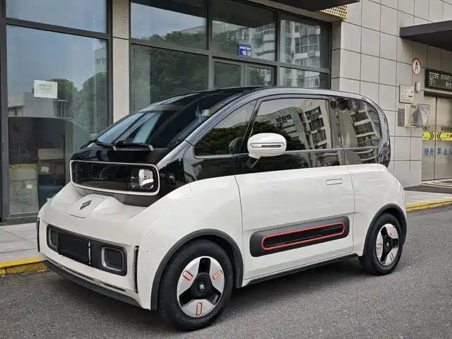 Baojun KiWi EV Artist Лайт, литий-железо-фосфатный аккумулятор