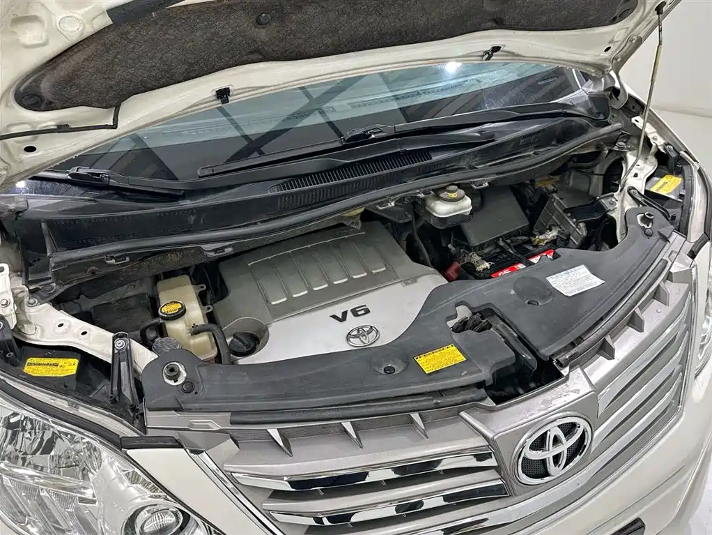 Toyota Alphard 2012 3.5L Luxury Edition фото 28