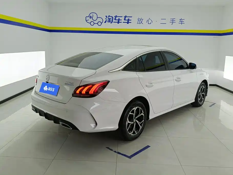 MG MG5 2024 2023 180DVVT CVT Luxury Edition