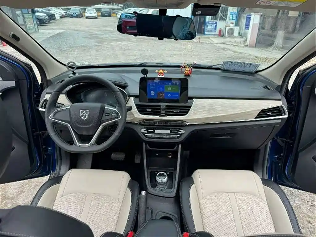 BAOJUN 360
