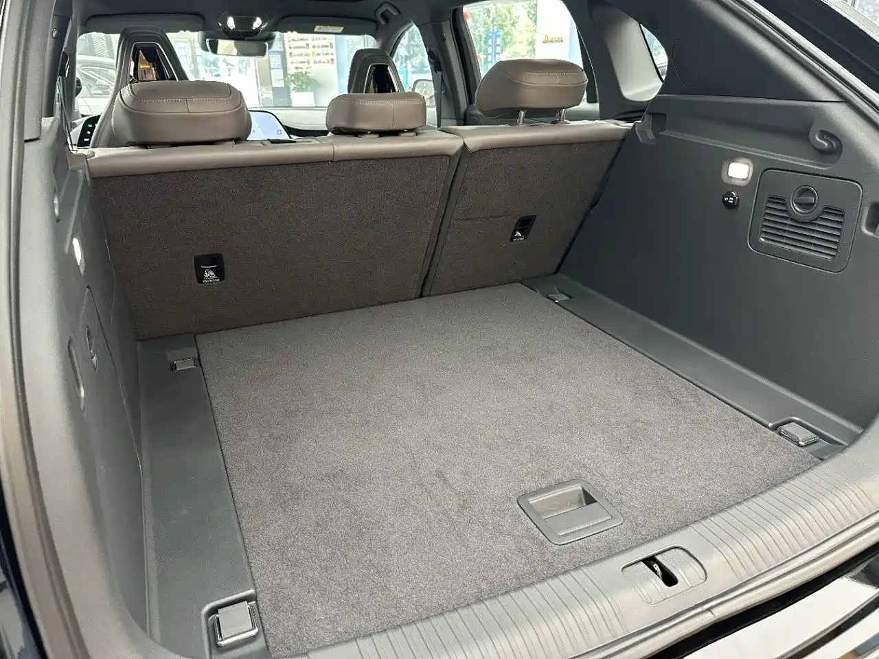 Hongqi HONGQI TIANGONG 08