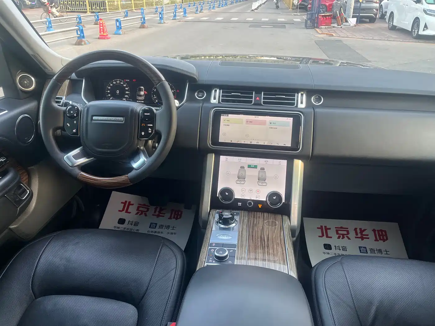 Land Rover Range Rover 2019 3.0 SC V6 Heritage Extended Edition фото 14