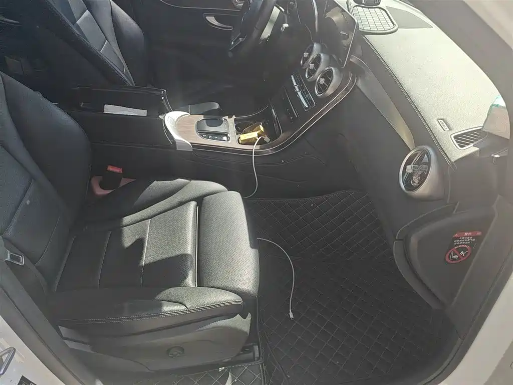 Mercedes-Benz GLC 2020 GLC 260 L 4MATIC Luxury фото 20
