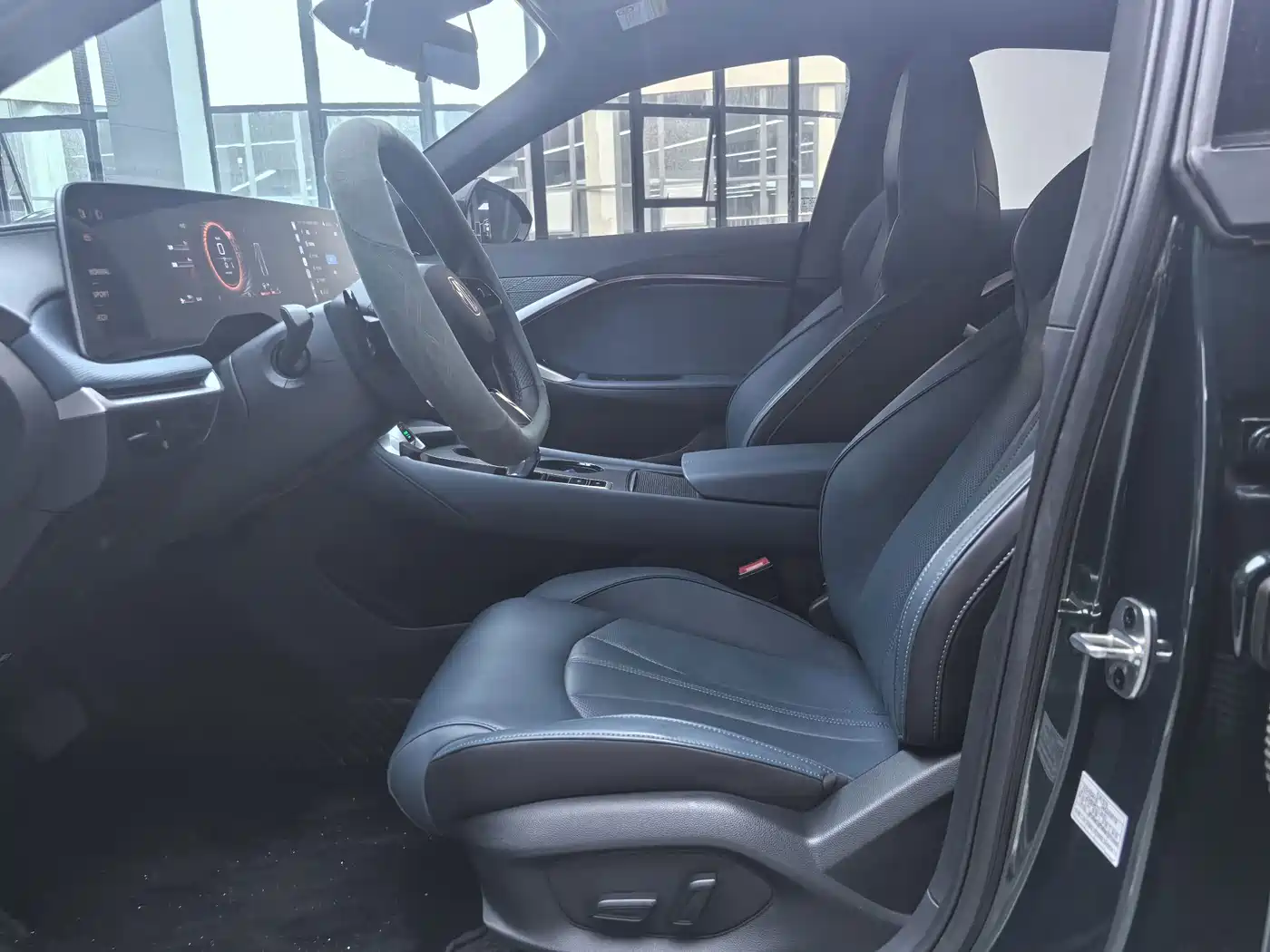 MG MG7 2025 2025 1.5T 300 DCT Luxury Edition