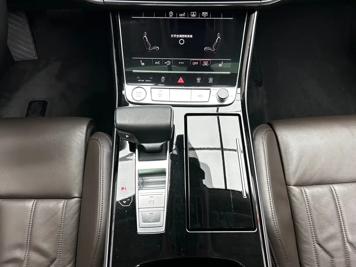 Audi A8 2019 Plus A8L 50 TFSI quattro Comfort фото 18