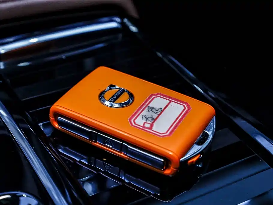 VOLVO S90 PLUG IN HYBRID