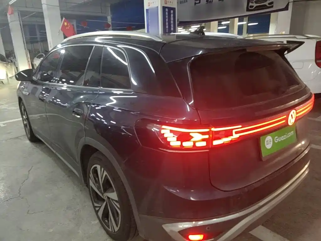 Volkswagen ID.6 CROZZ 2021 2021 Long Range PURE+ Edition