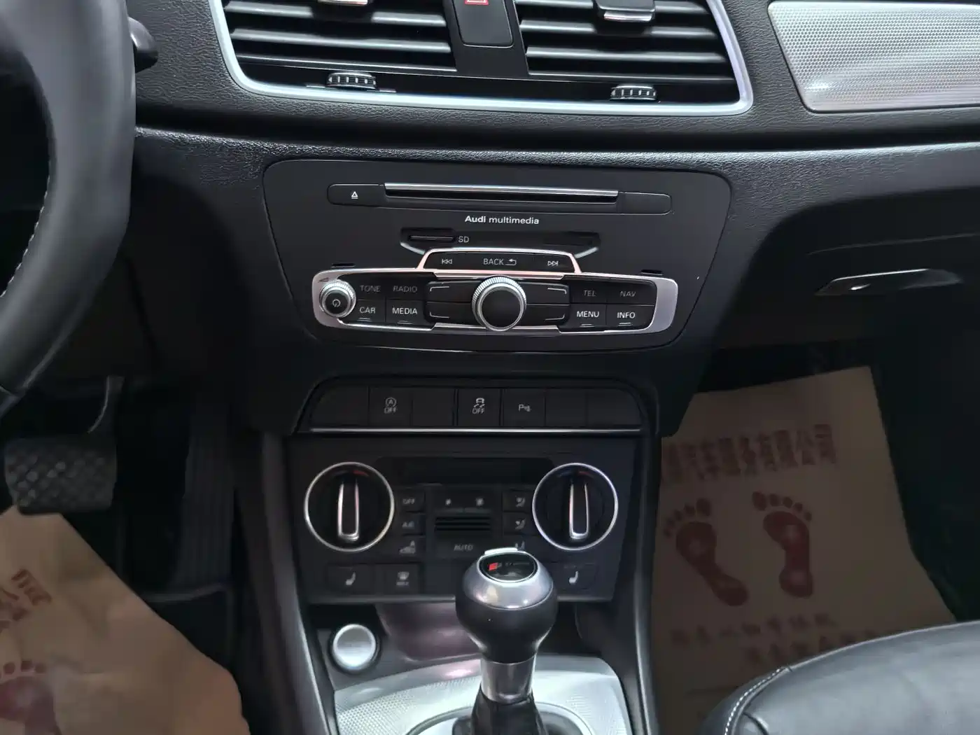 Audi Q3 2018 30th Anniversary Edition 30 TFSI Style фото 9