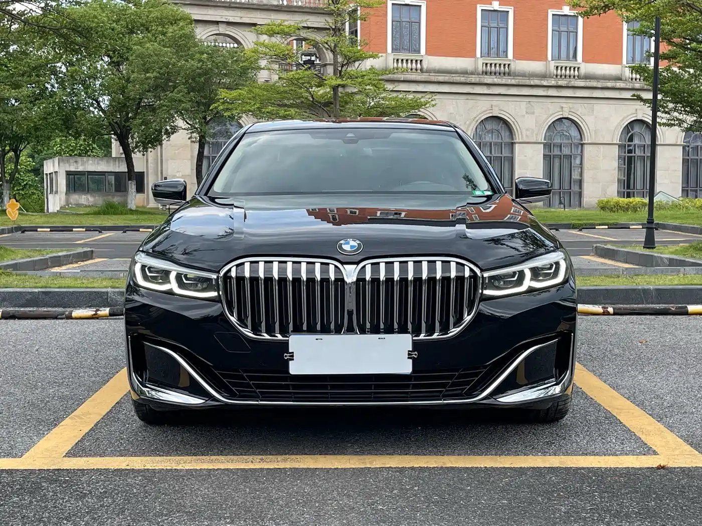 BMW 7 Series 2021 2021 Model 740Li Leading Luxury Package