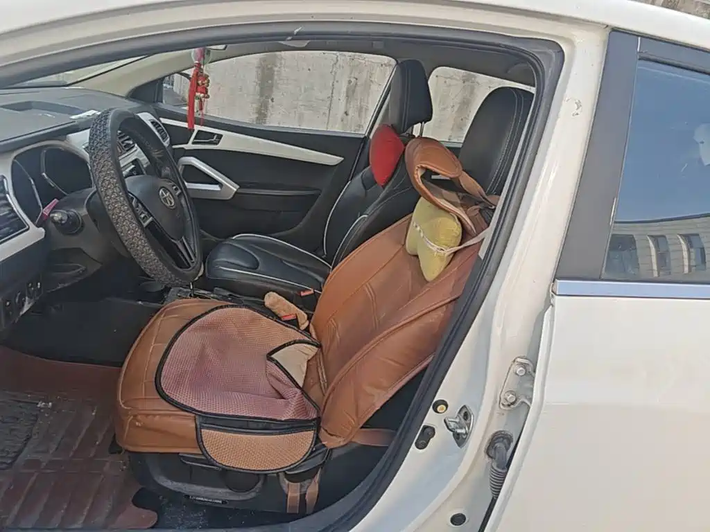 JAC Motors Refine S2 2016 2015 1.5L CVT Luxury Smart
