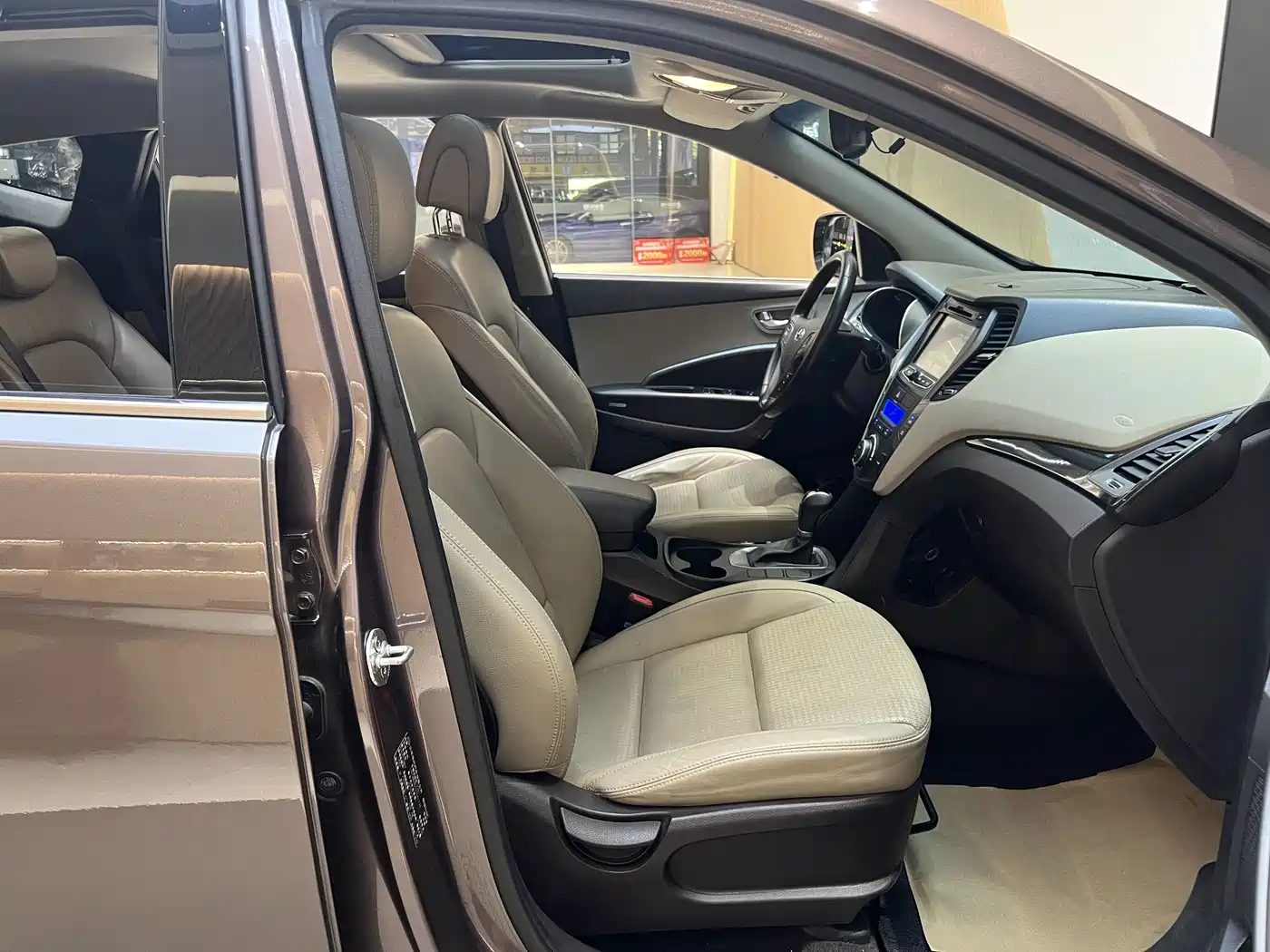 Hyundai Santa Fe 2013 2.4L Automatic AWD Premium фото 7