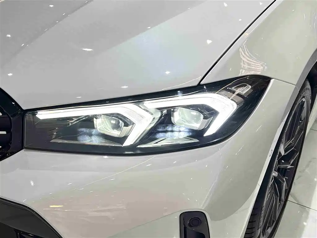 BMW 3 Series 2024 325Li M Sport Shadowline Package фото 7