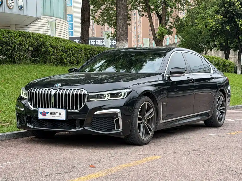 BMW 7 Series 2022 2021 Model 730Li M Sport Package
