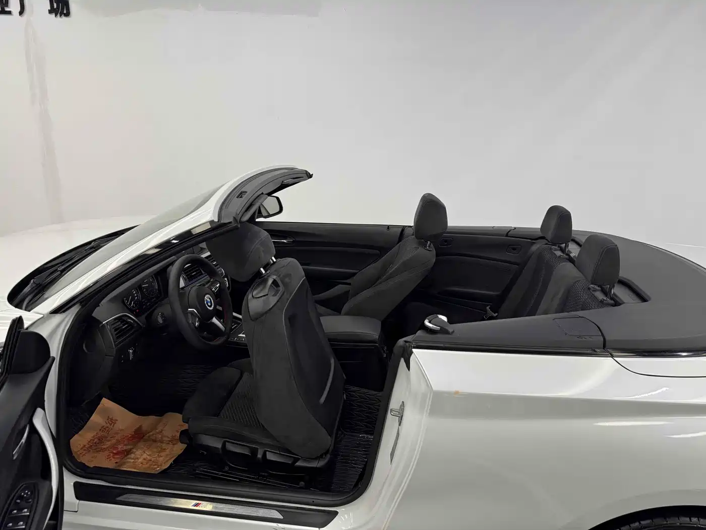BMW 2 Series (Import) 2018 225i Convertible Coupe Premium M Sport Package фото 14
