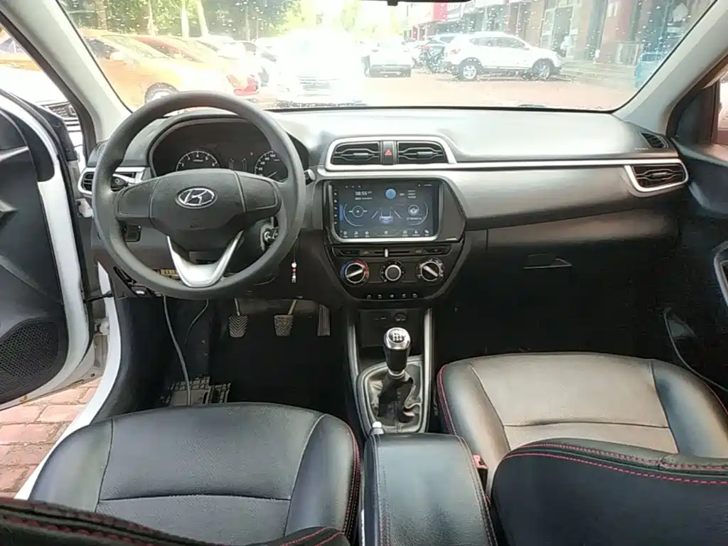 Hyundai Verna 2018 2017 1.4L Manual Color Sunroof Edition (China V)