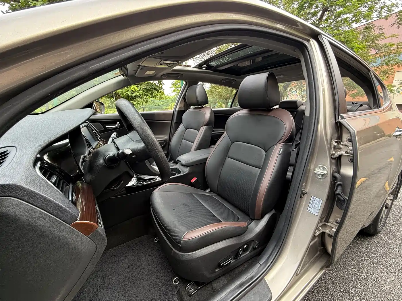 Kia Kaishen 2018 2017 1.8L Automatic GLS