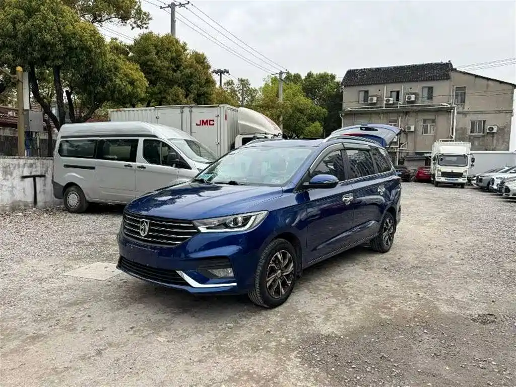 BAOJUN 360