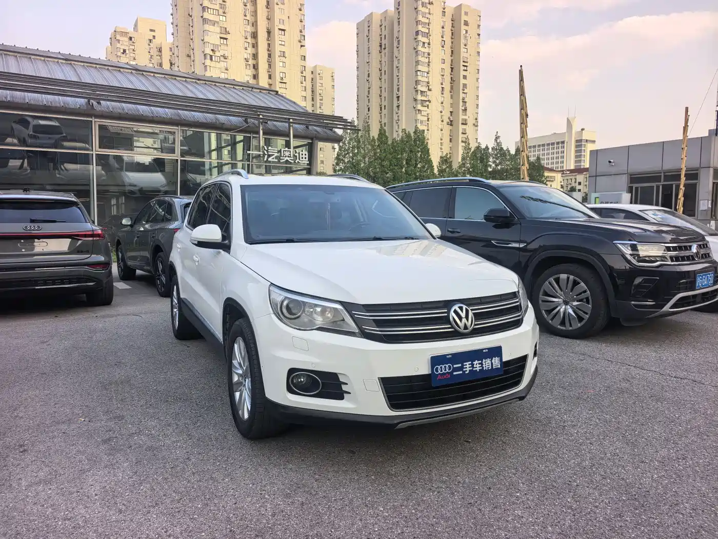 Volkswagen Tiguan 2013 2.0TSI Automatic AWD Flagship Edition фото 3