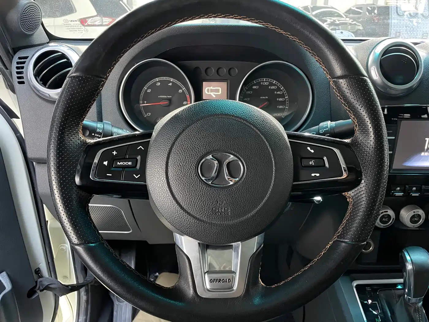 BAIC ORV Beijing Offroad BJ40 2017 40L 2.3T Automatic 4WD China Rally Champion Edition фото 9