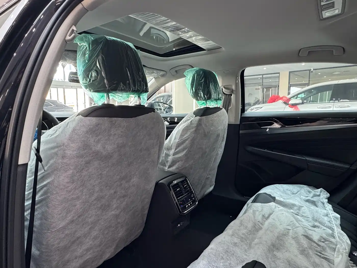 VOLKSWAGEN PASSAT NEW ENERGY