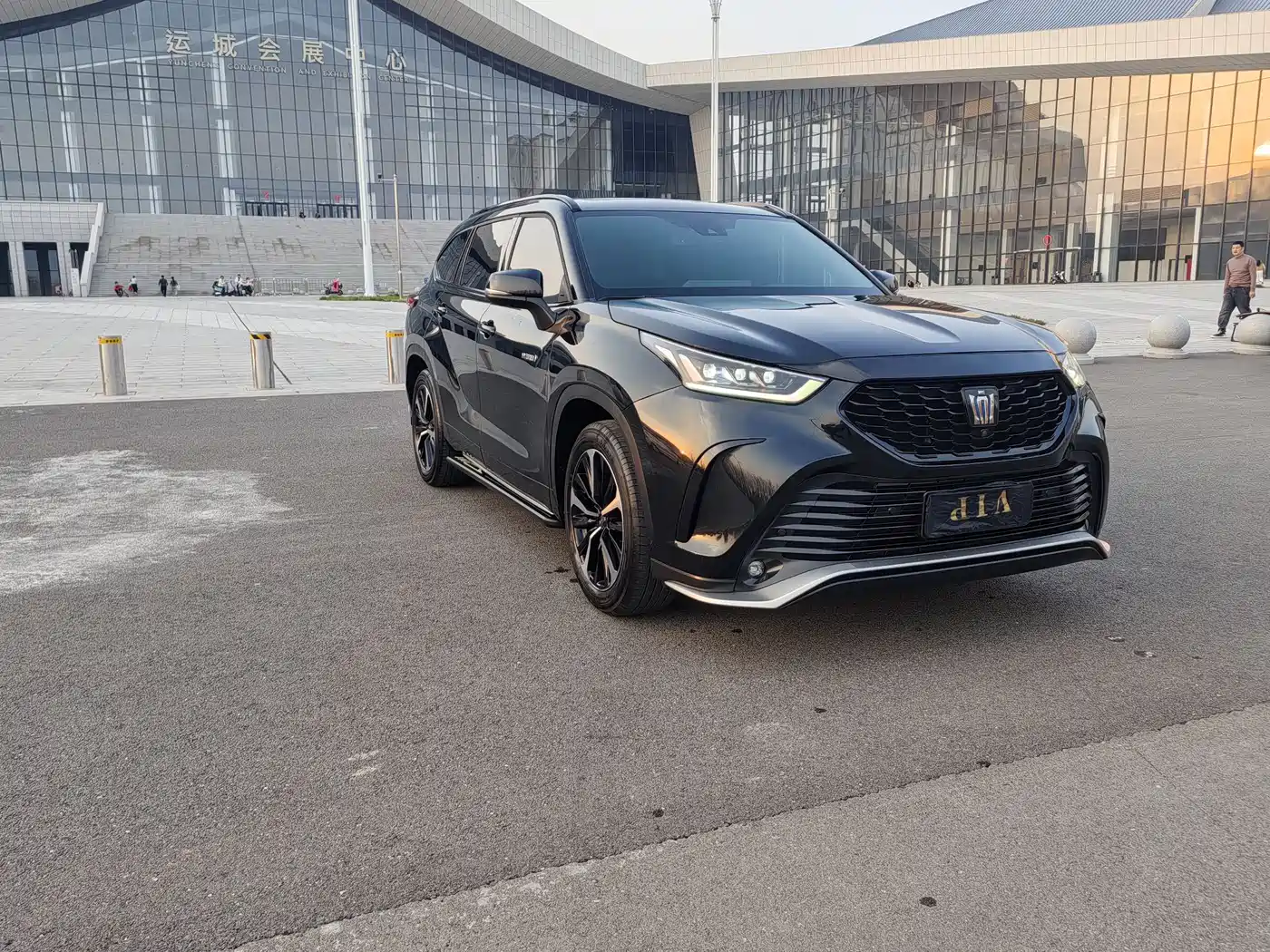 Toyota Crown Kluger 2022 2.5L HEV 4WD Premium Edition фото 6