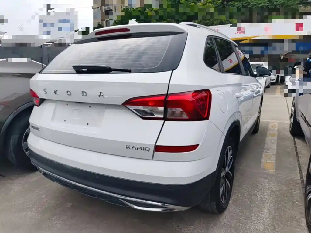 SKODA KOMICK